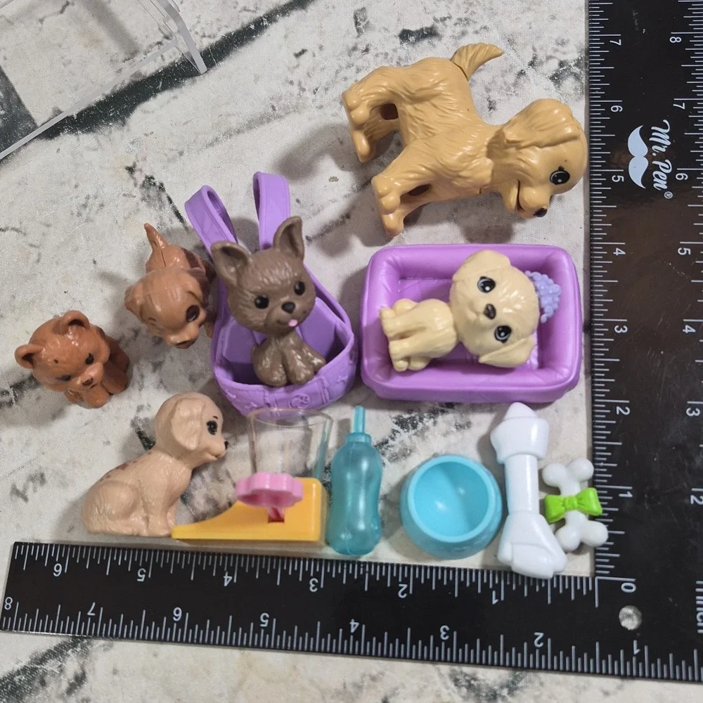 Barbie Pets Puppy Dog Lot Of 6 Figures With Bed Carrier‎ Food Dish Bone Bottle